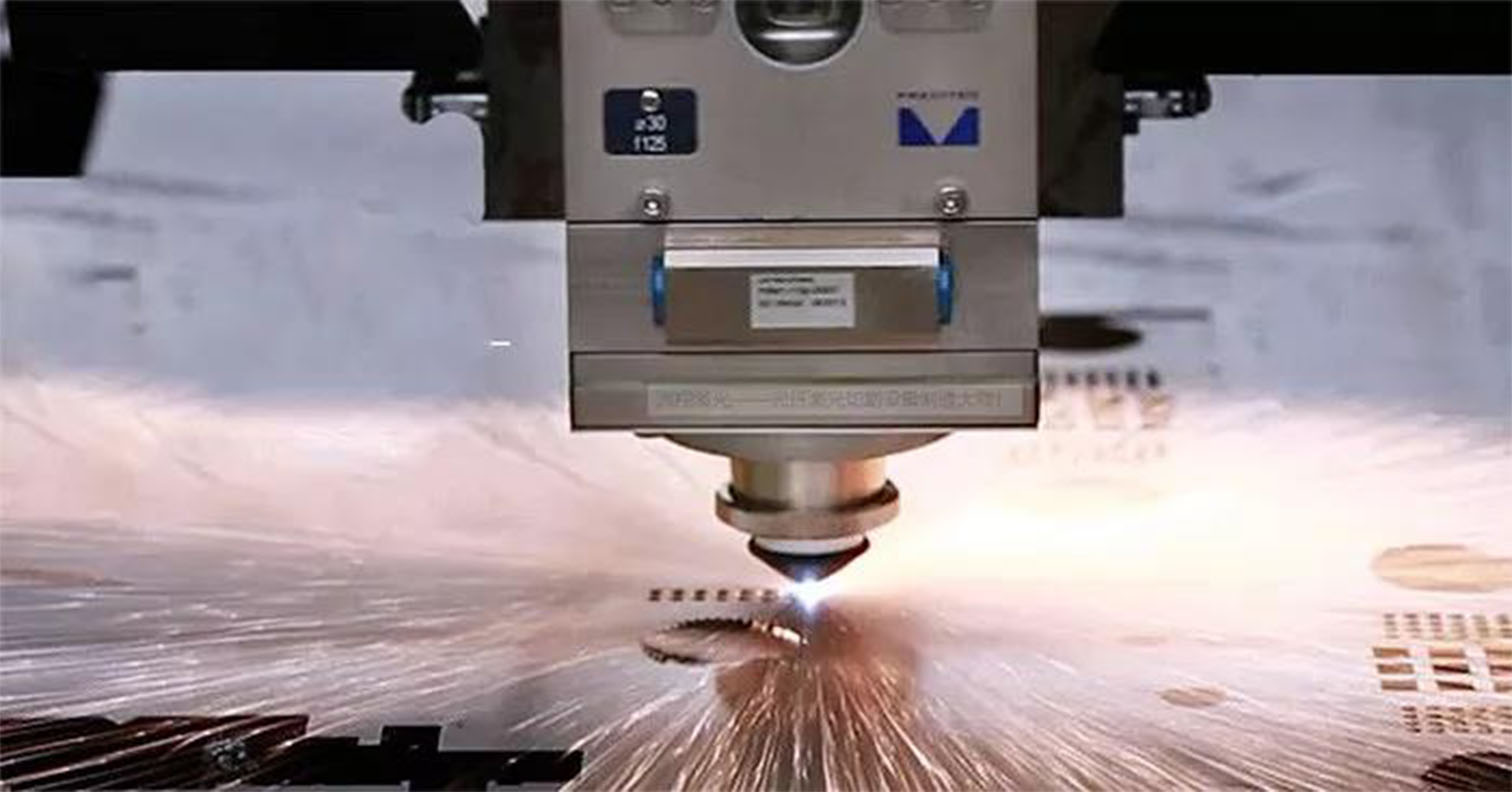 激光切割機生產(chǎn)廠家怎樣才能出眾？