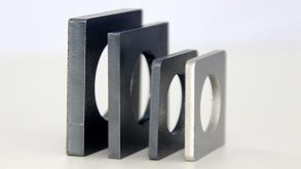 金屬激光切割機如何切割雙面覆膜板材